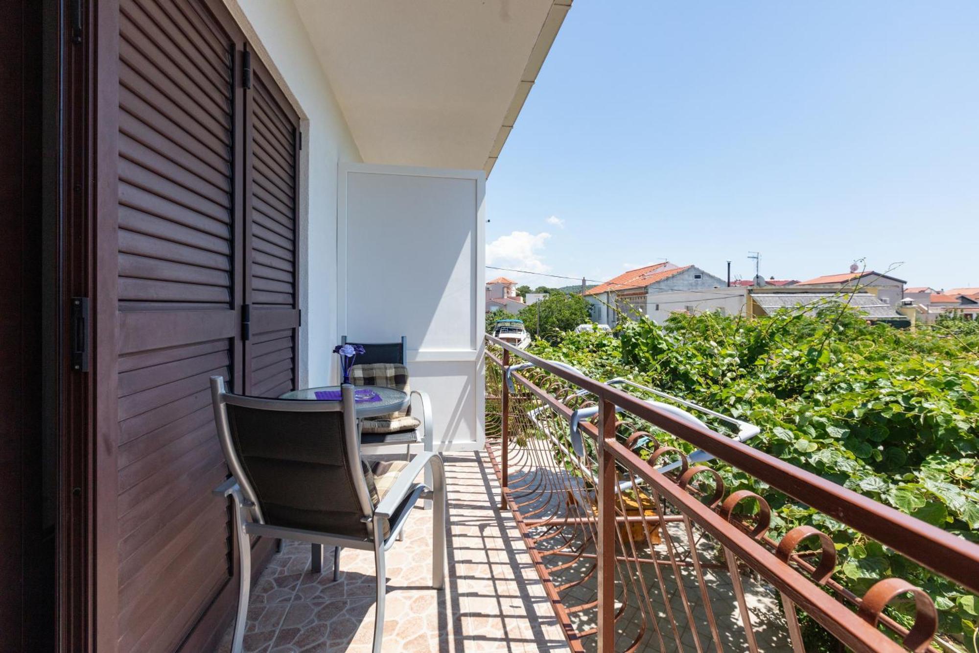 Apartments With A Parking Space Pirovac, Sibenik - 13263 Εξωτερικό φωτογραφία