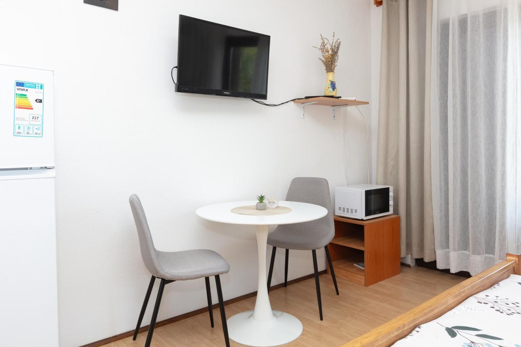 Apartments With A Parking Space Pirovac, Sibenik - 13263 Εξωτερικό φωτογραφία